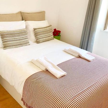 32 3 - Lisbon City Life Private Apartment, Bairro Alto Buitenkant foto
