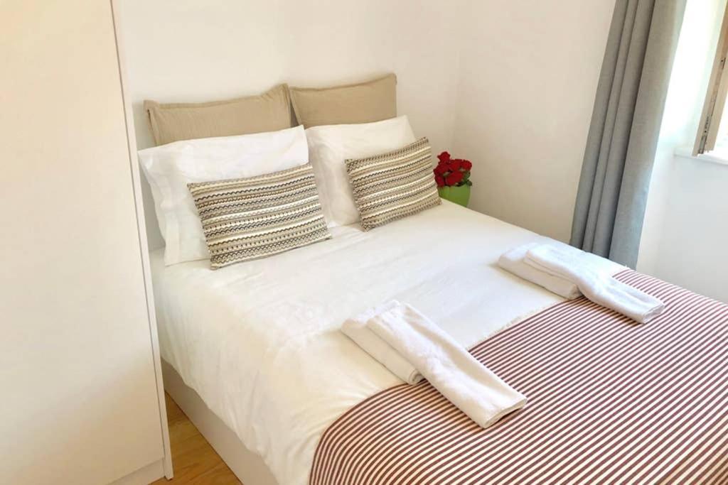 32 3 - Lisbon City Life Private Apartment, Bairro Alto Buitenkant foto