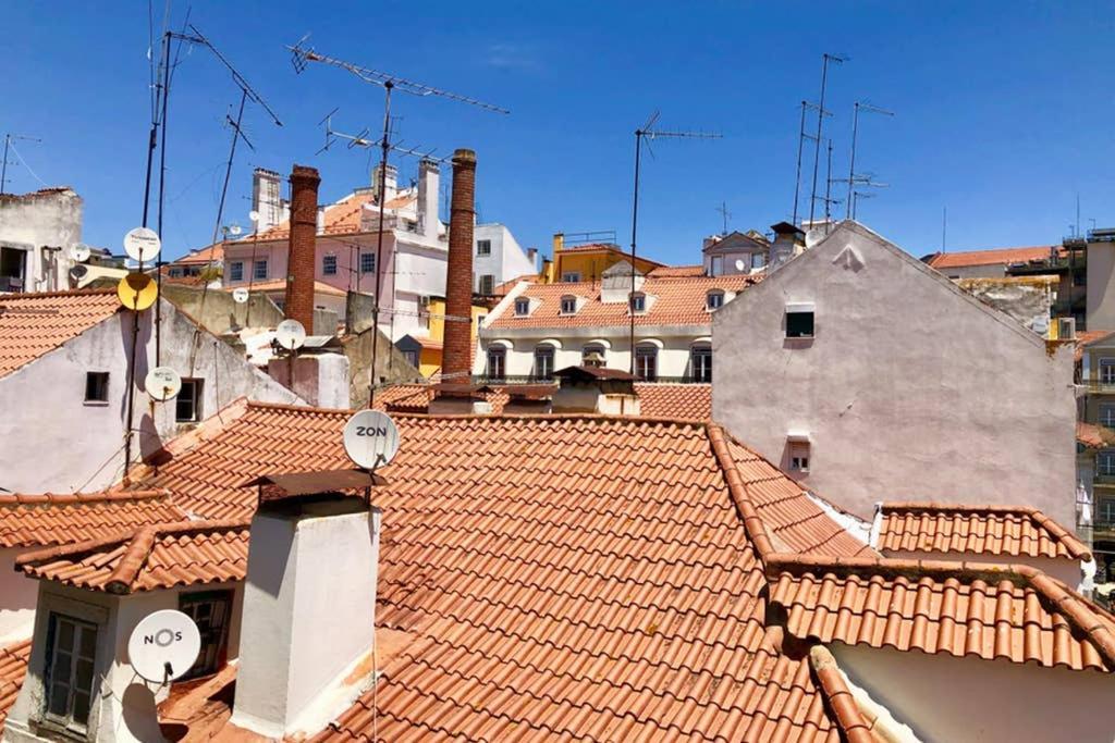 32 3 - Lisbon City Life Private Apartment, Bairro Alto Buitenkant foto